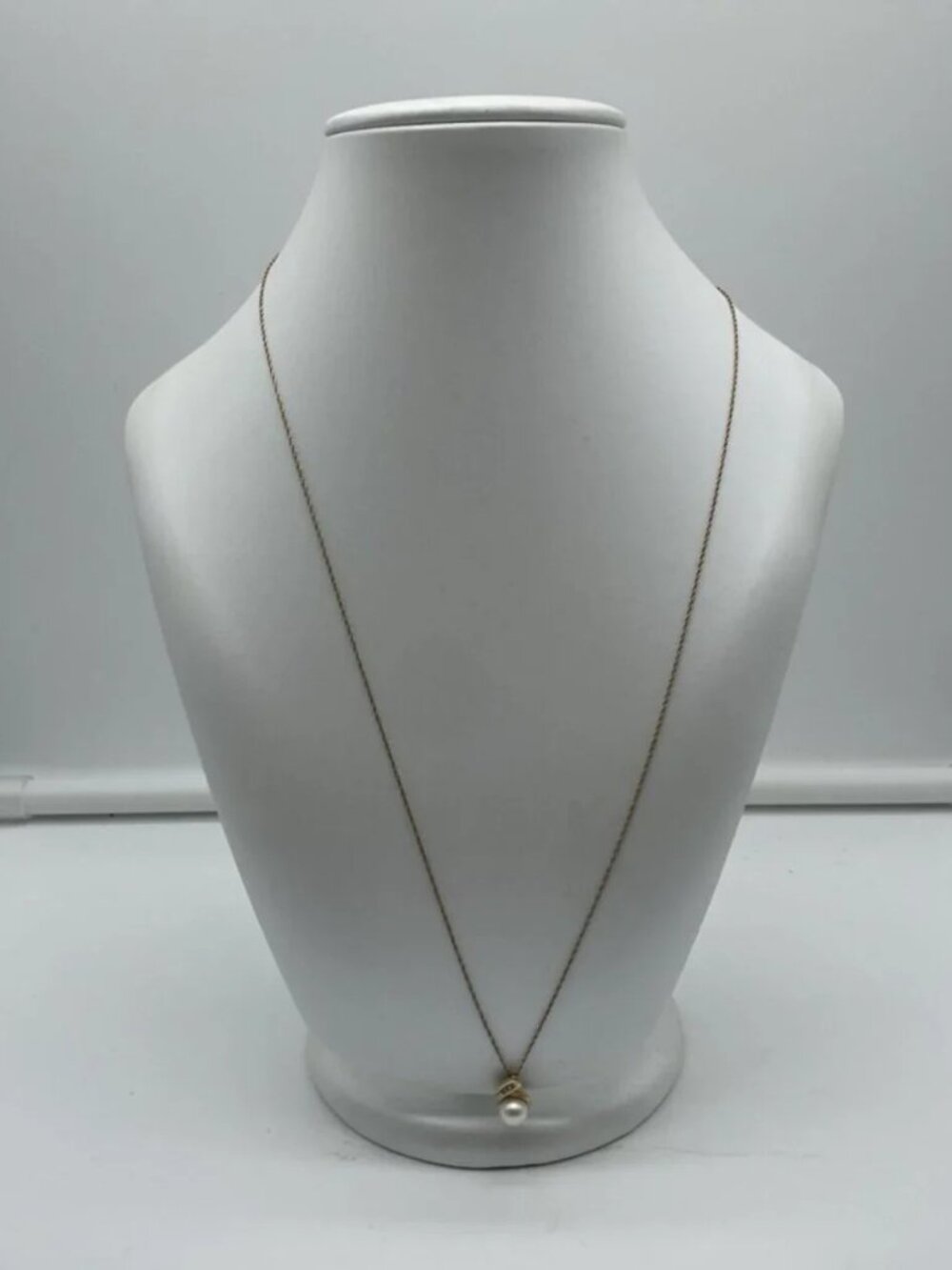 CRP Thailand 10k Gold 21" Necklace With 10K Gold Real Pearl & Diamonds Pendant